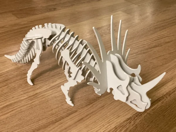 2024-03-17_7ezj1bhbnhmo Rompecabezas 3d Styracosaurus